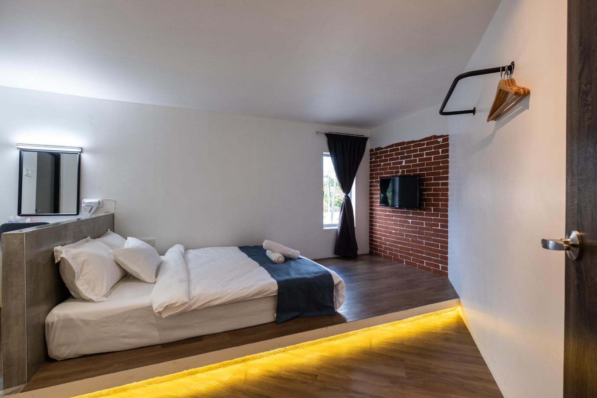 Hotel Boutique Hidden Loft Bukit Mertajam Esterno foto