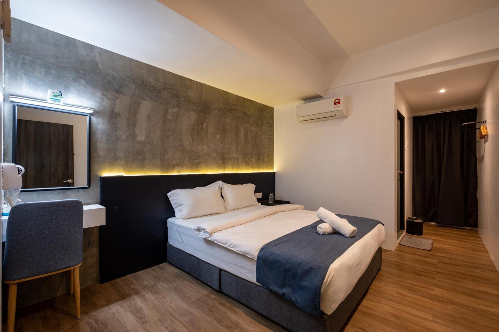 Hotel Boutique Hidden Loft Bukit Mertajam Esterno foto